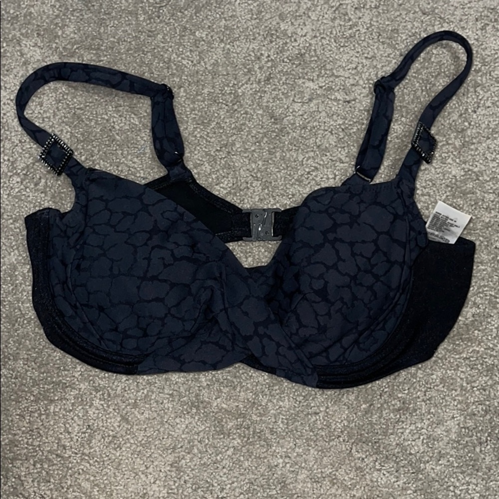 Black underwire bikini top